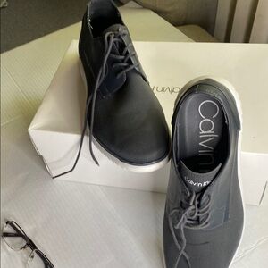 Calvin Klein Gray Sneakers Sleek Design